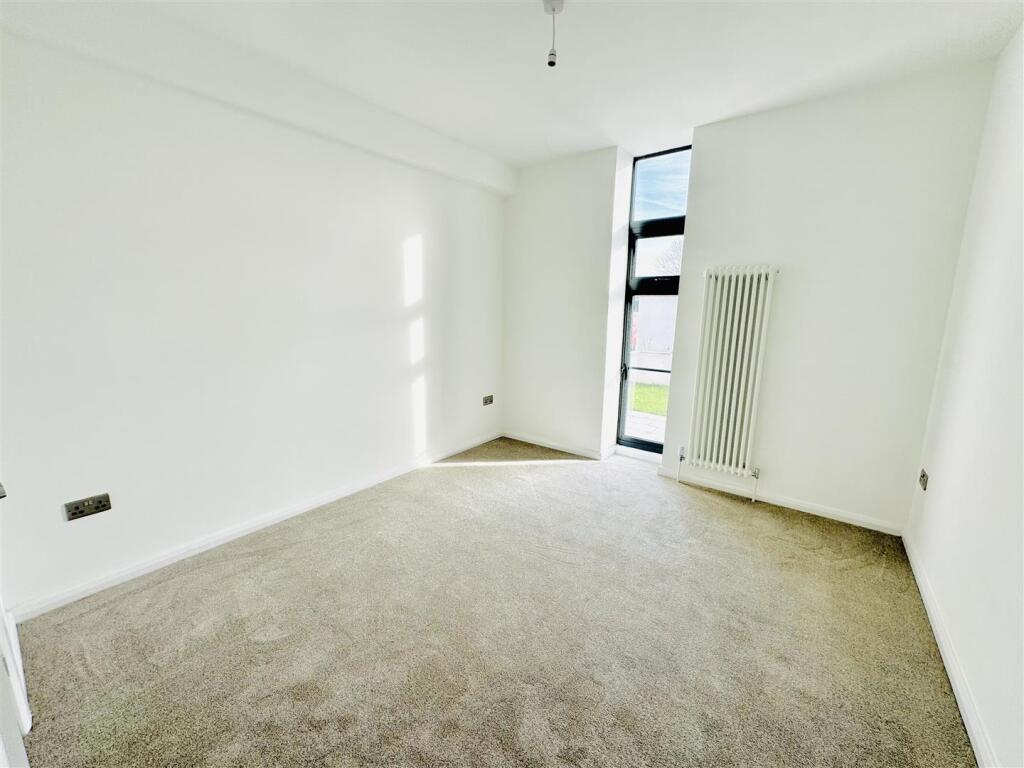 bedroom chapel.jpg