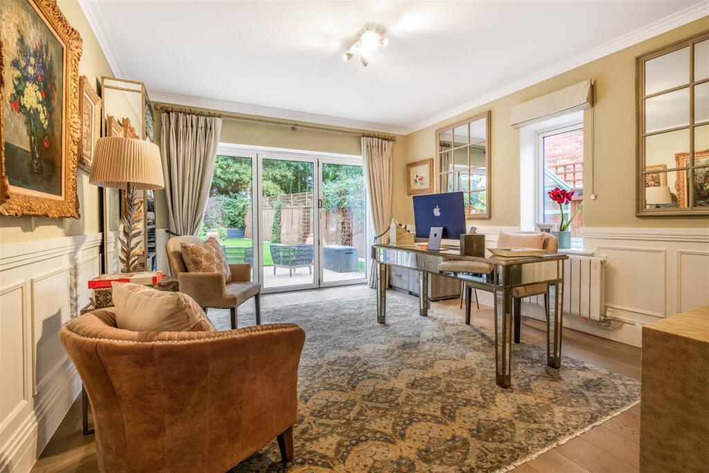 8 Montague Park-48.jpg