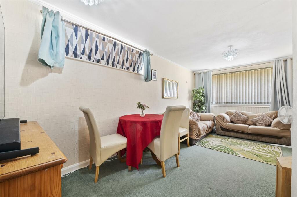 Living/Dining Room