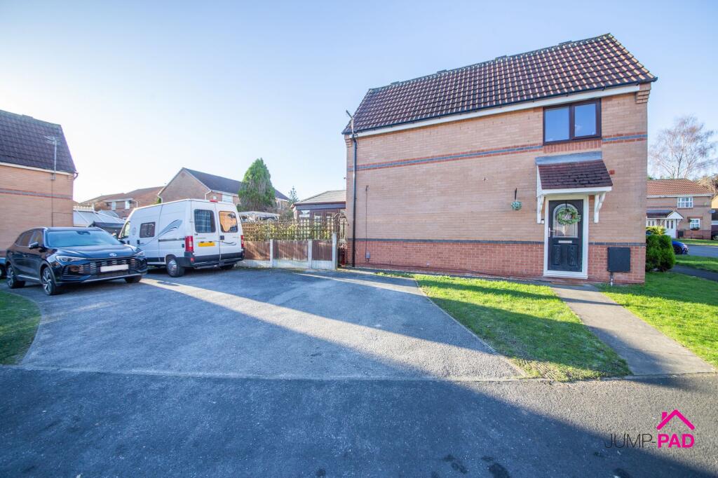 Whinchat Avenue, Newton-Le-Willows, WA12