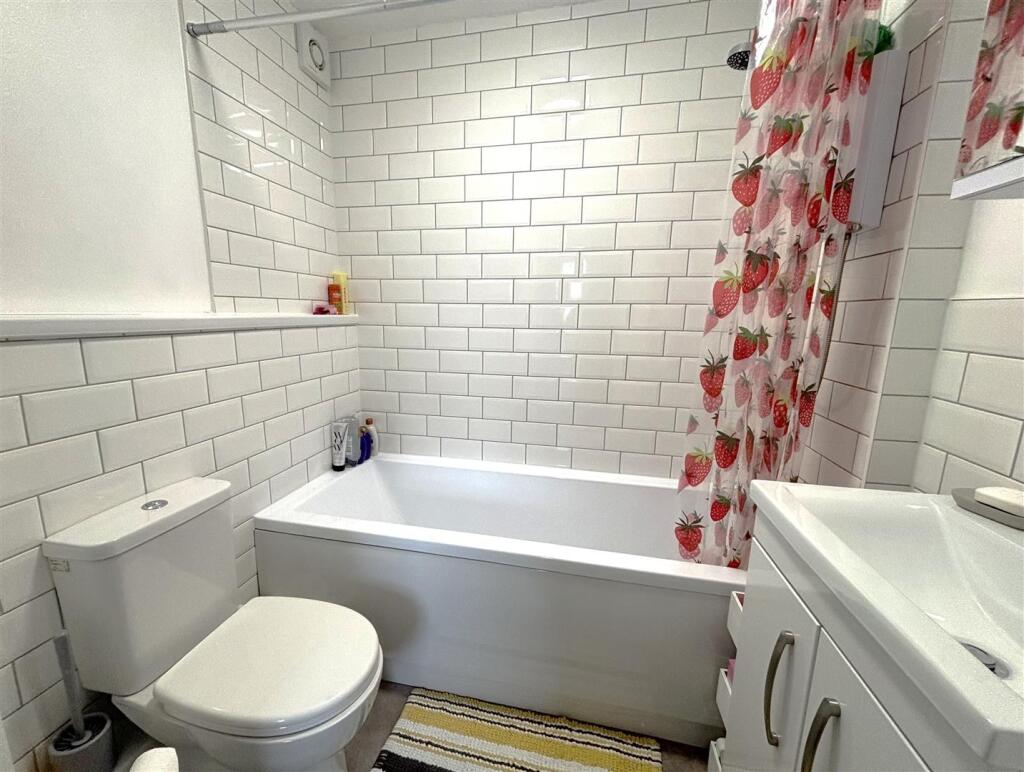 Bathroom .jpeg