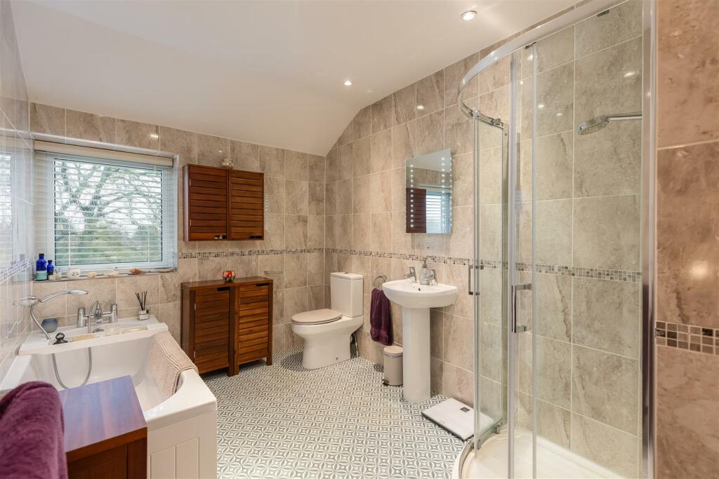 The Tofts Bathroom-1.jpg
