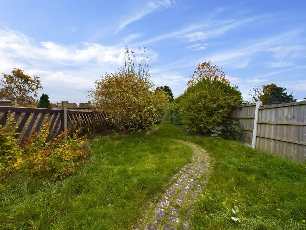 CAM04273G0-PR0032...