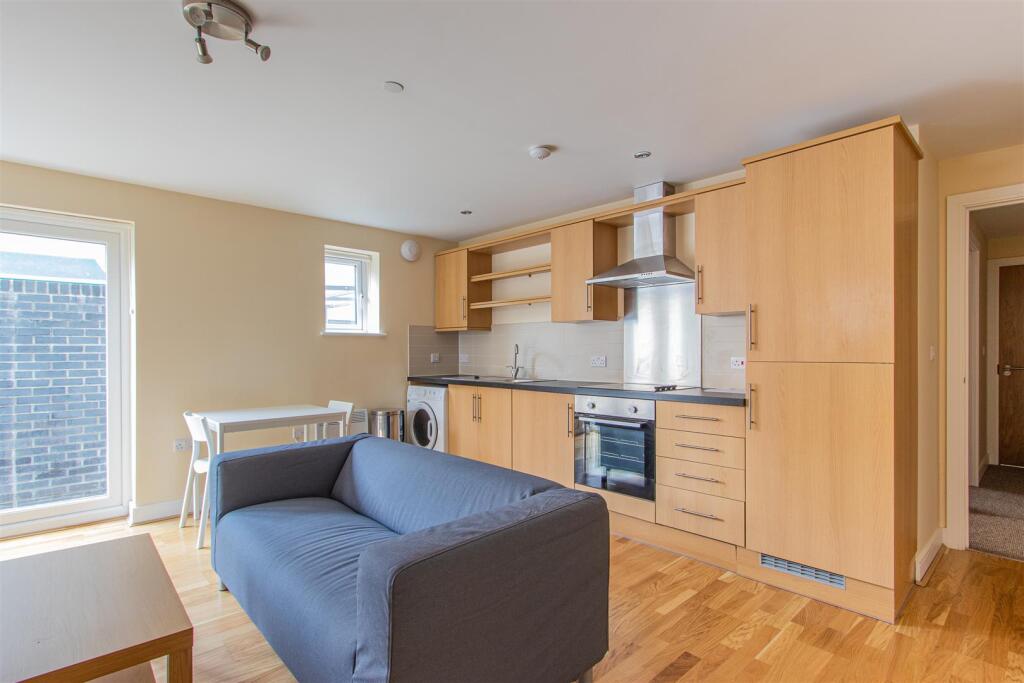 Churchill Villas 36-5.jpg