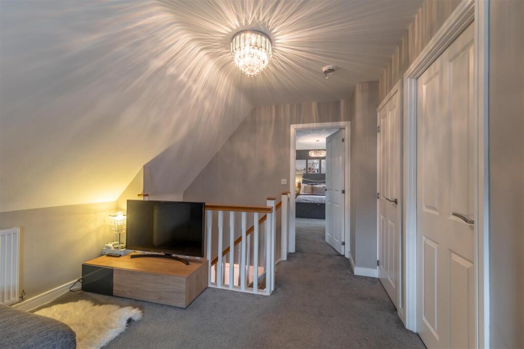 57 Hazelhurst Way-055.jpg