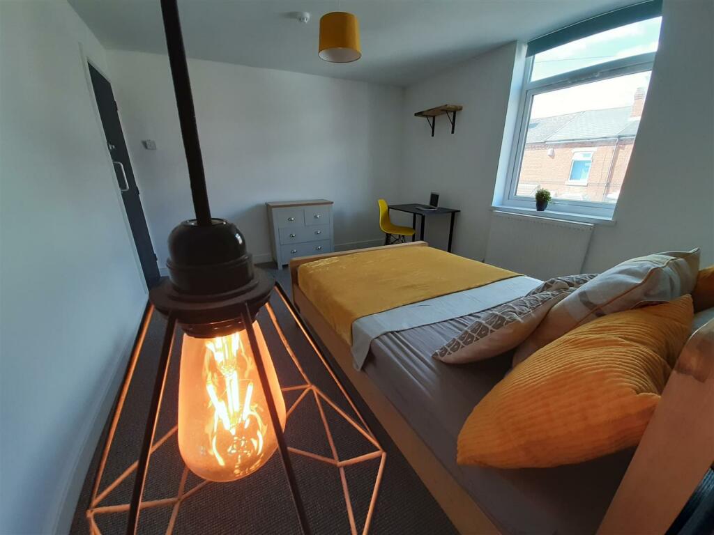 Bedroom1.jpg