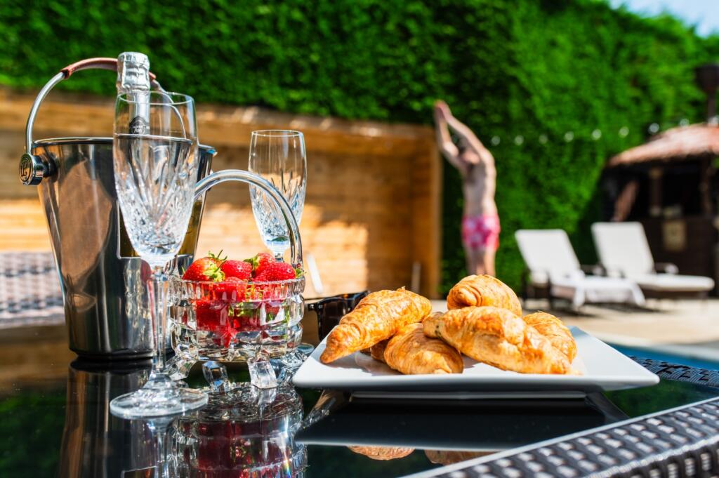 Award-winning Media team on EVERY Listing_69