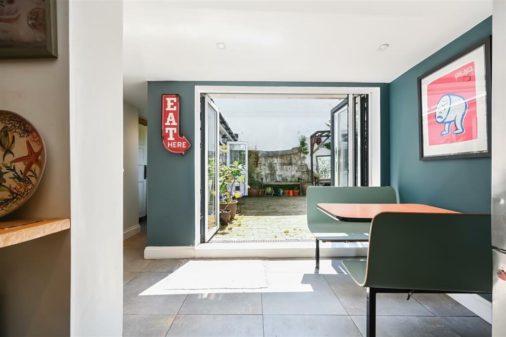 101 Cambridge Road - TN341EP (6).jpg