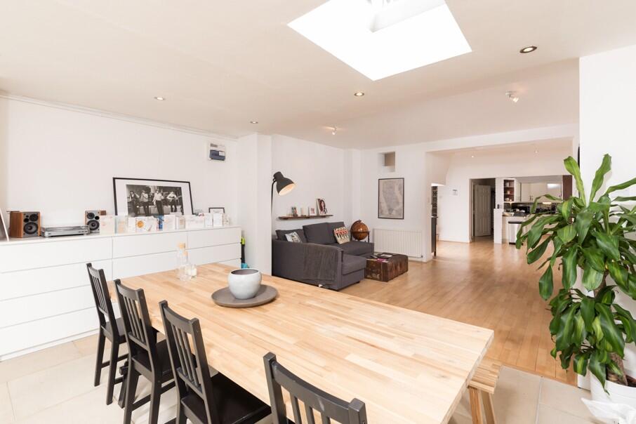 Dining Room/Receptio