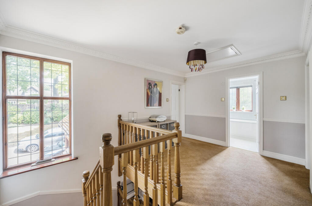 1310546-16-686bd6...