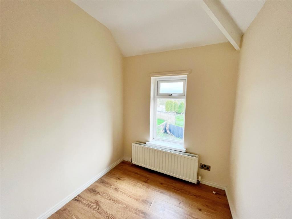 Bedroom 3.jpg