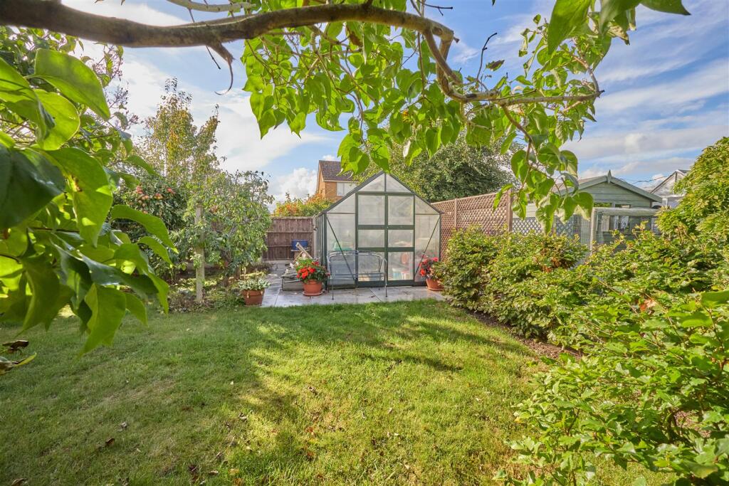 Station Road ES 23.jpg