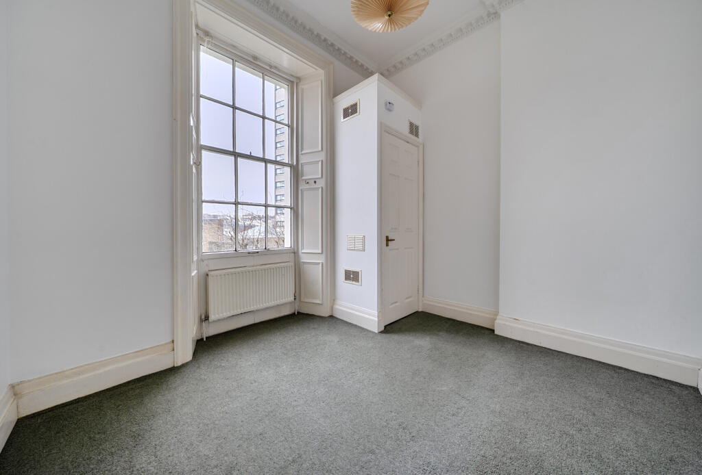 1395155-12-694a7f...