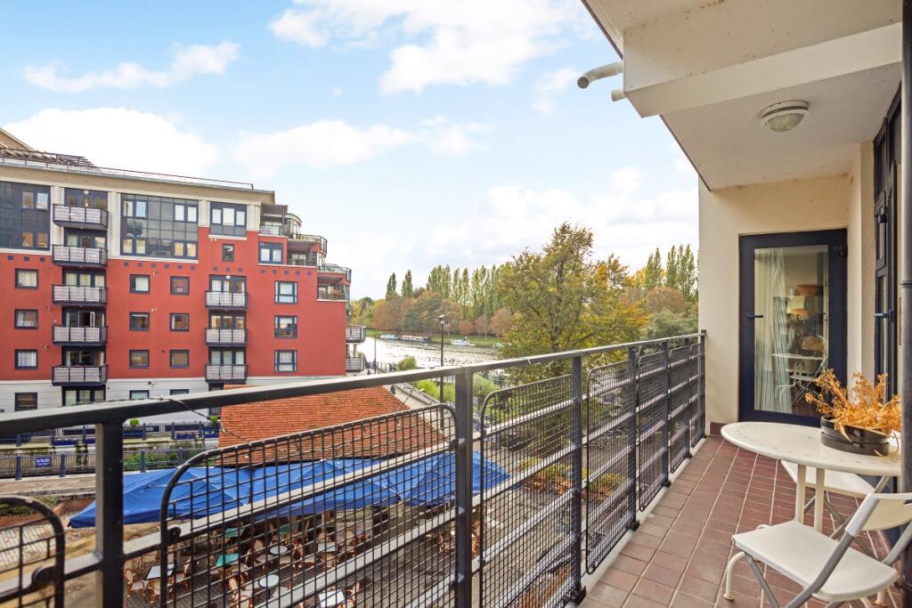 Flat 42, Stevens ...