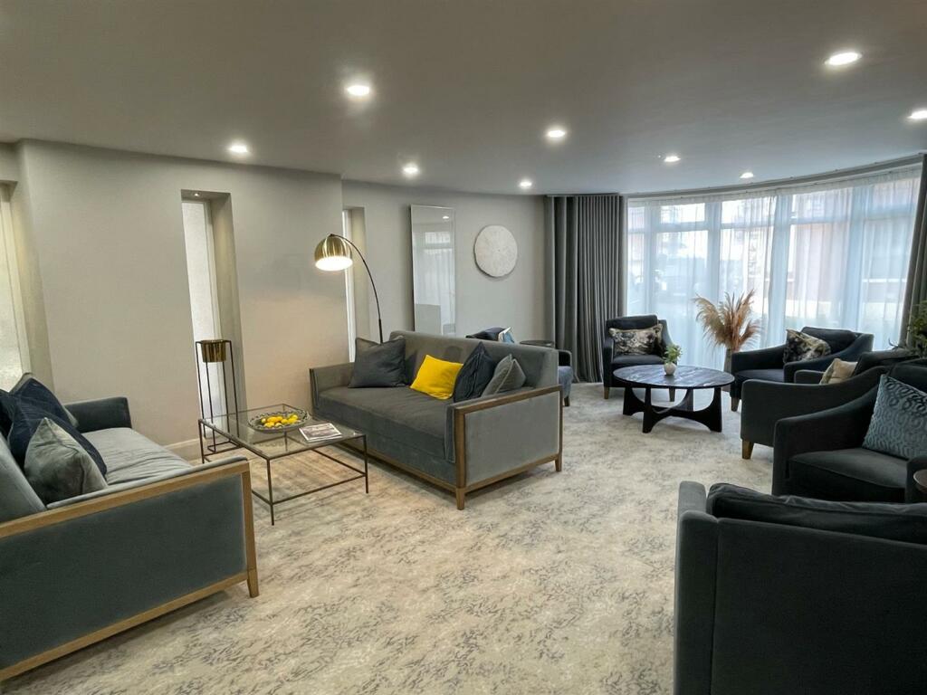 Communal Lounge;.jpg