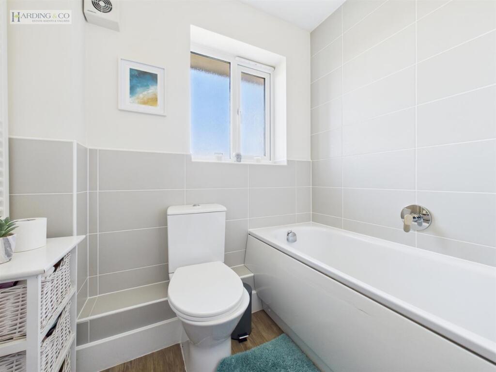 Familt Bathroom.jpg
