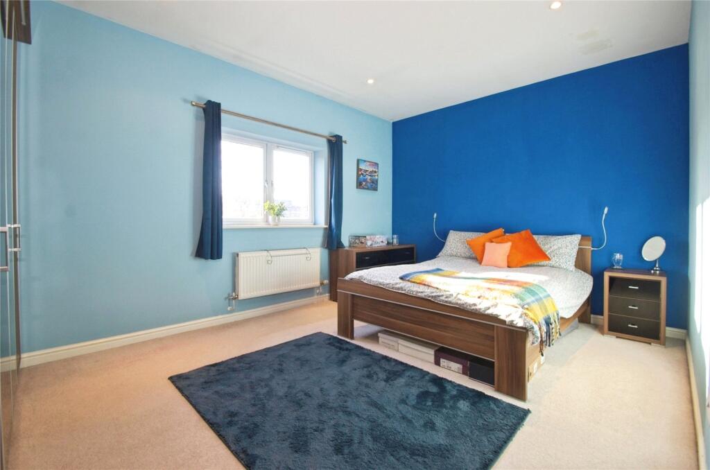 Main Bedroom