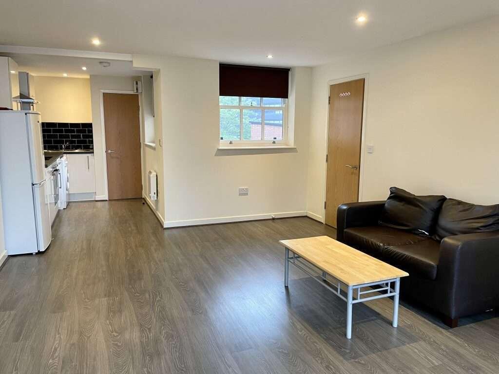 Flat_28_Croft_Buildings