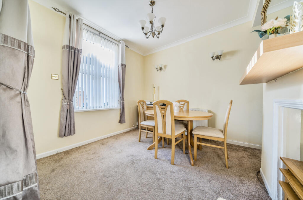 1348631-10-68d263...