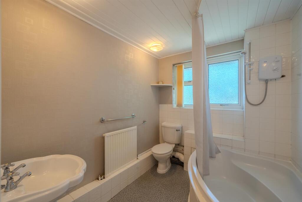 5 Calcot House-5.jpg