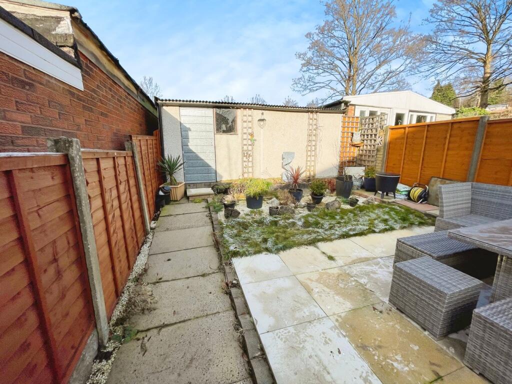 Double Garage to rear