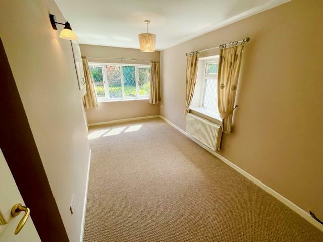 Snug/Sitting Room