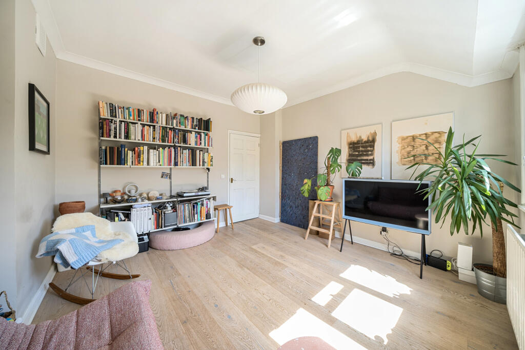 1316321-5-686fcd9...