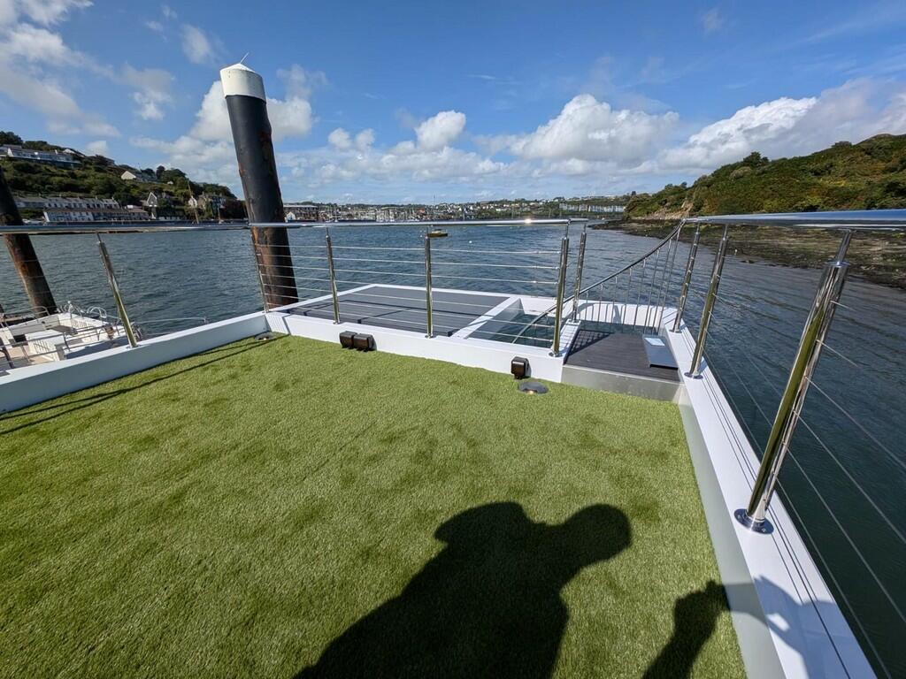 afea523f-e1d0-480...