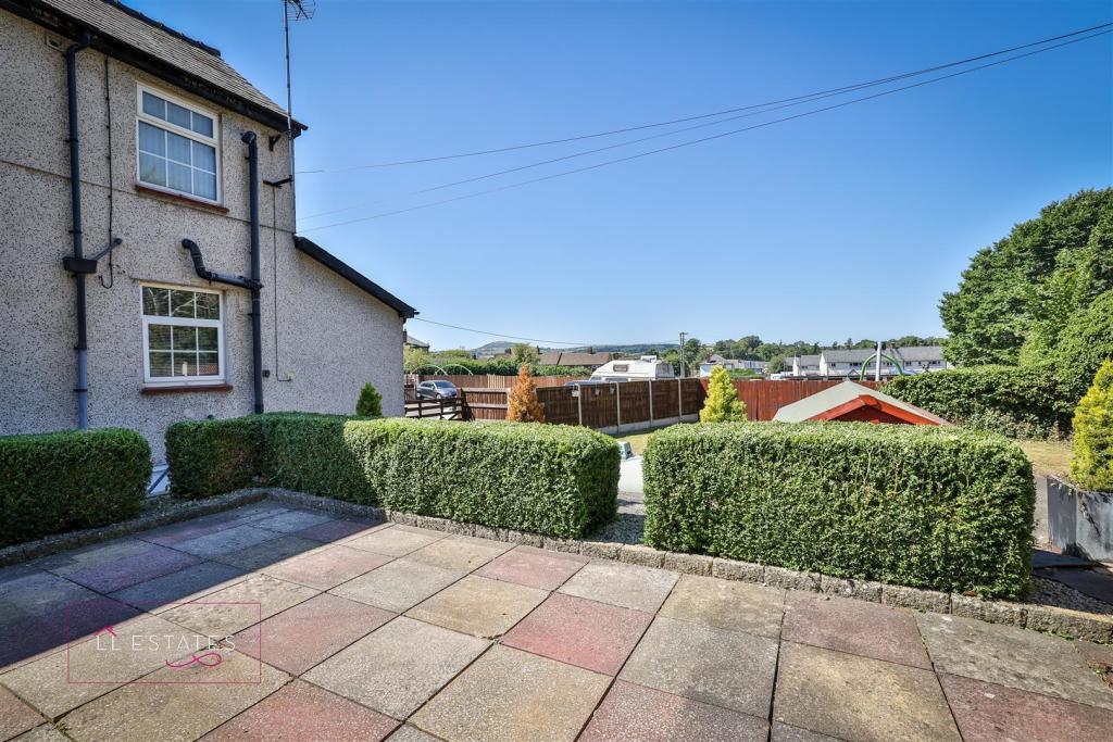 Bryn Awel House Outside-8.jpg