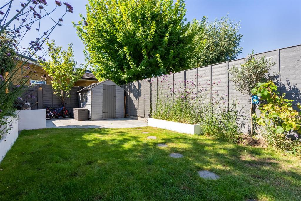 West Facing Garden