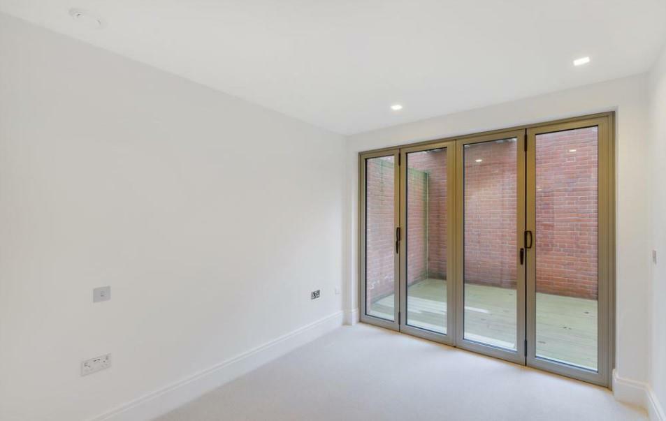 Bedroom 2.jpg
