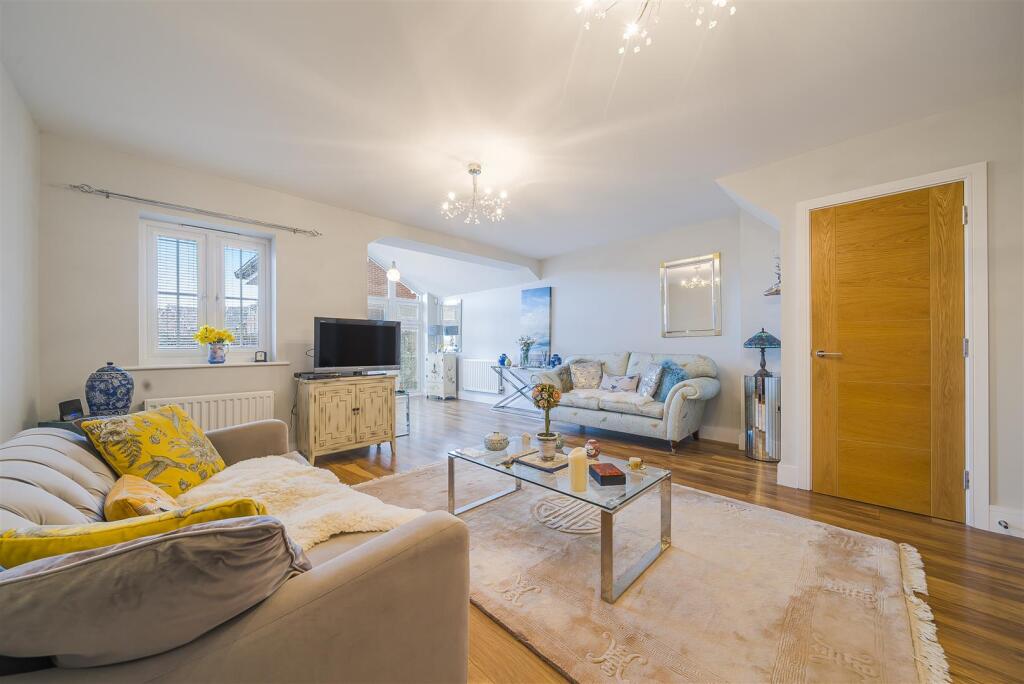 Reception/Dining Room