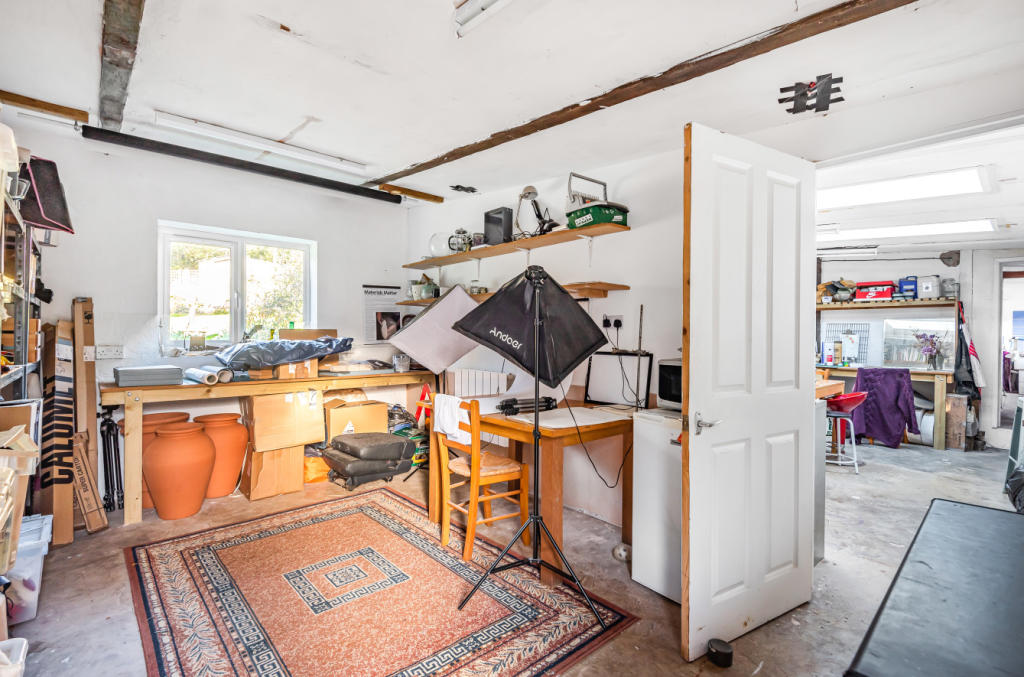 Studio/Outbuilding
