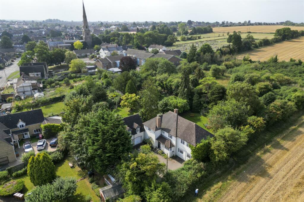 IrchesterDroneWeb01.jpg