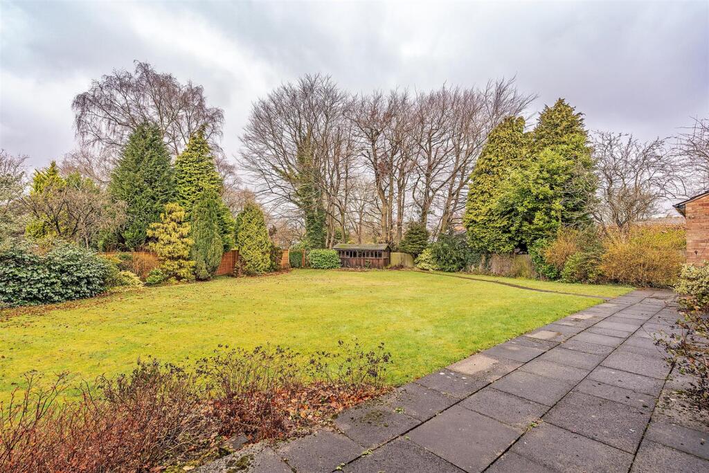 7 Dunsmore Grove-18_lo.jpg