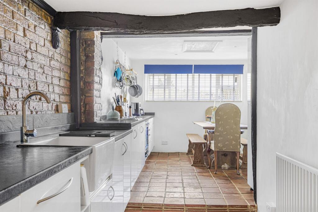 Kitchen/Breakfast Ro