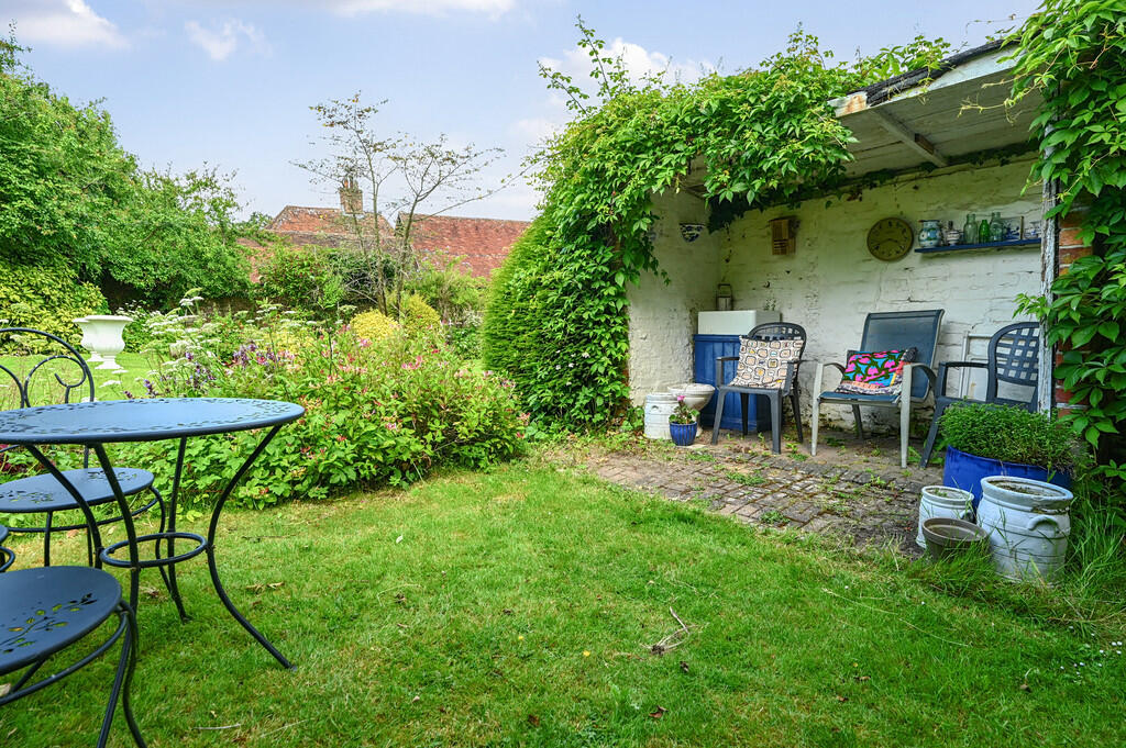 Curlew cottage tn...