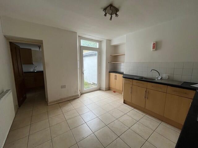 Kitchen T202509221419.jpg