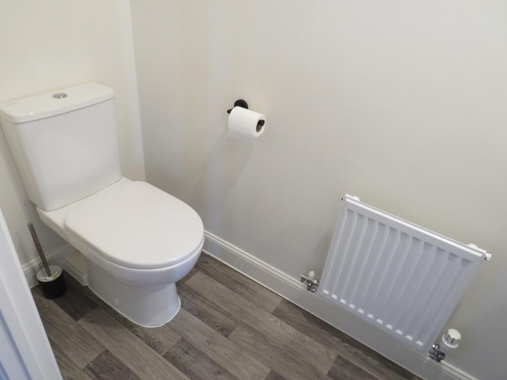 Cloakroom/wc