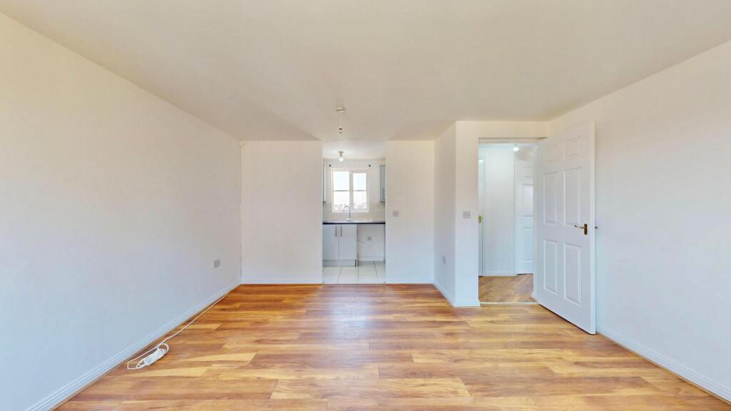 24-Westfield-Gardens-04132025_012326 2.jpg