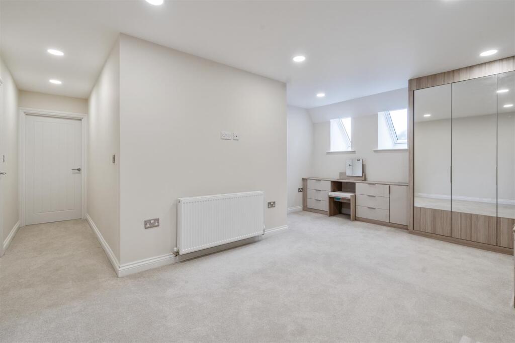 68 Alberbrook Road Solihull_27.jpg