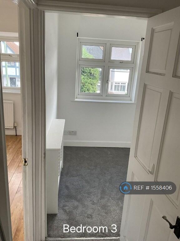 Bedroom 3 - Office/Kids Room