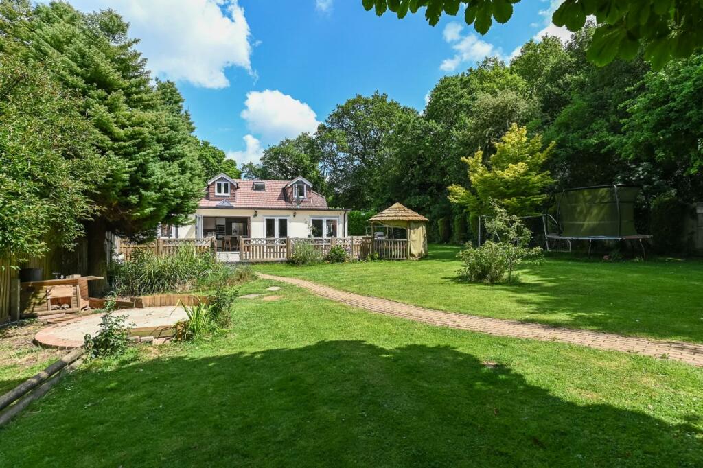 Garden &amp; Rear Elevation