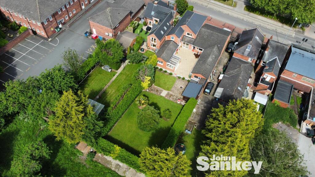 51 Mansfield rd 20240527_145406_662_1716818145237Drone.jpg