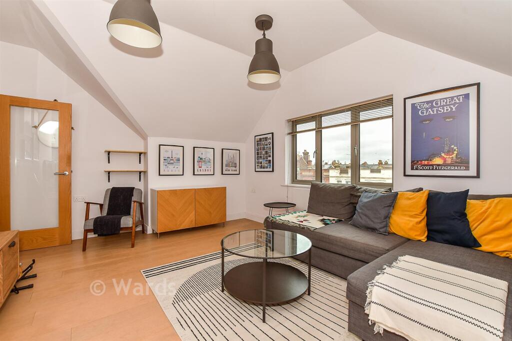 Lounge/ Diner/ Kitchen