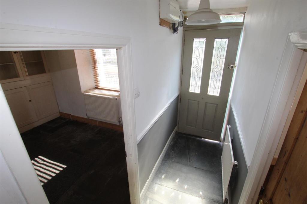 FRONT ENTRANCE HALL