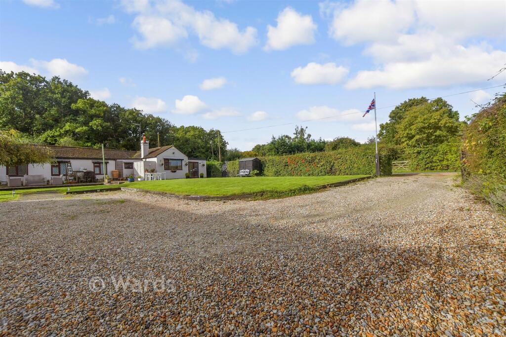 Driveway/Parking