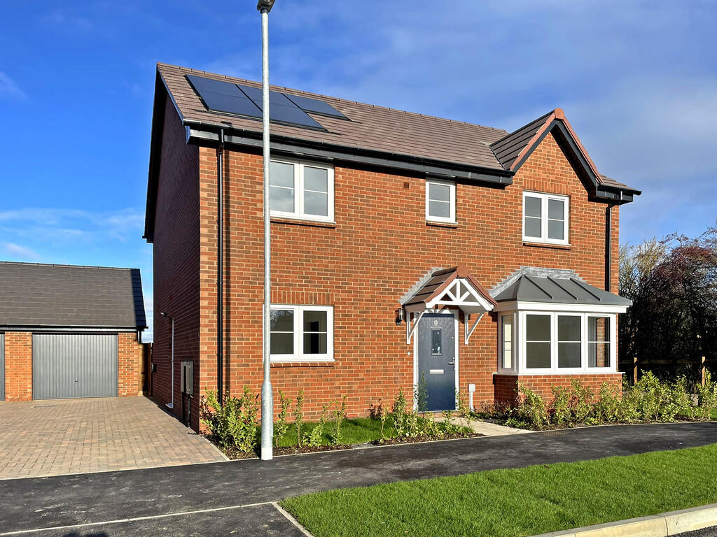 Walnut Avenue, Langford