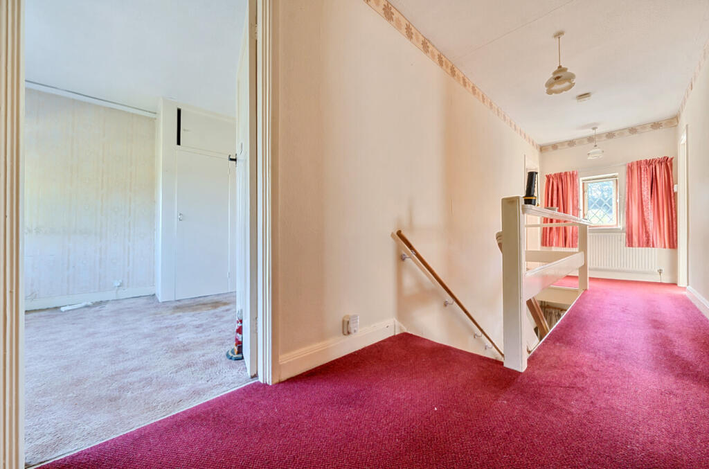 1334448-11-689b18...