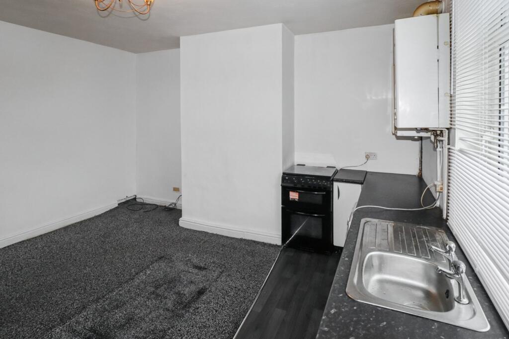 13 Hilary Street, Dewsbury, WF13 4AU